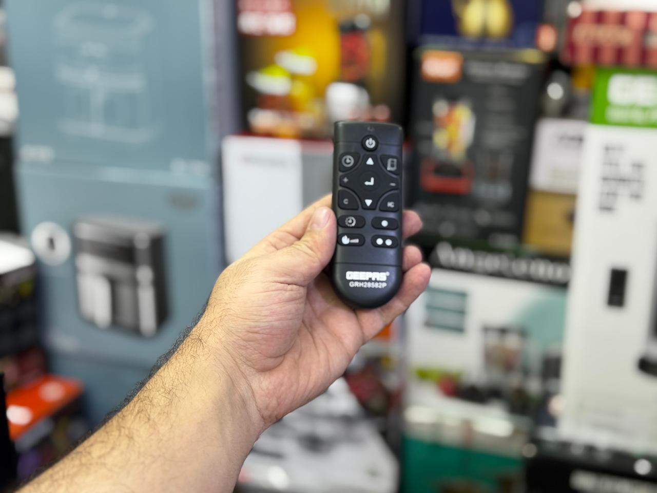 Geepas 3D flaming Electric heater 2000 watt |Model:28582 | 2 years warranty