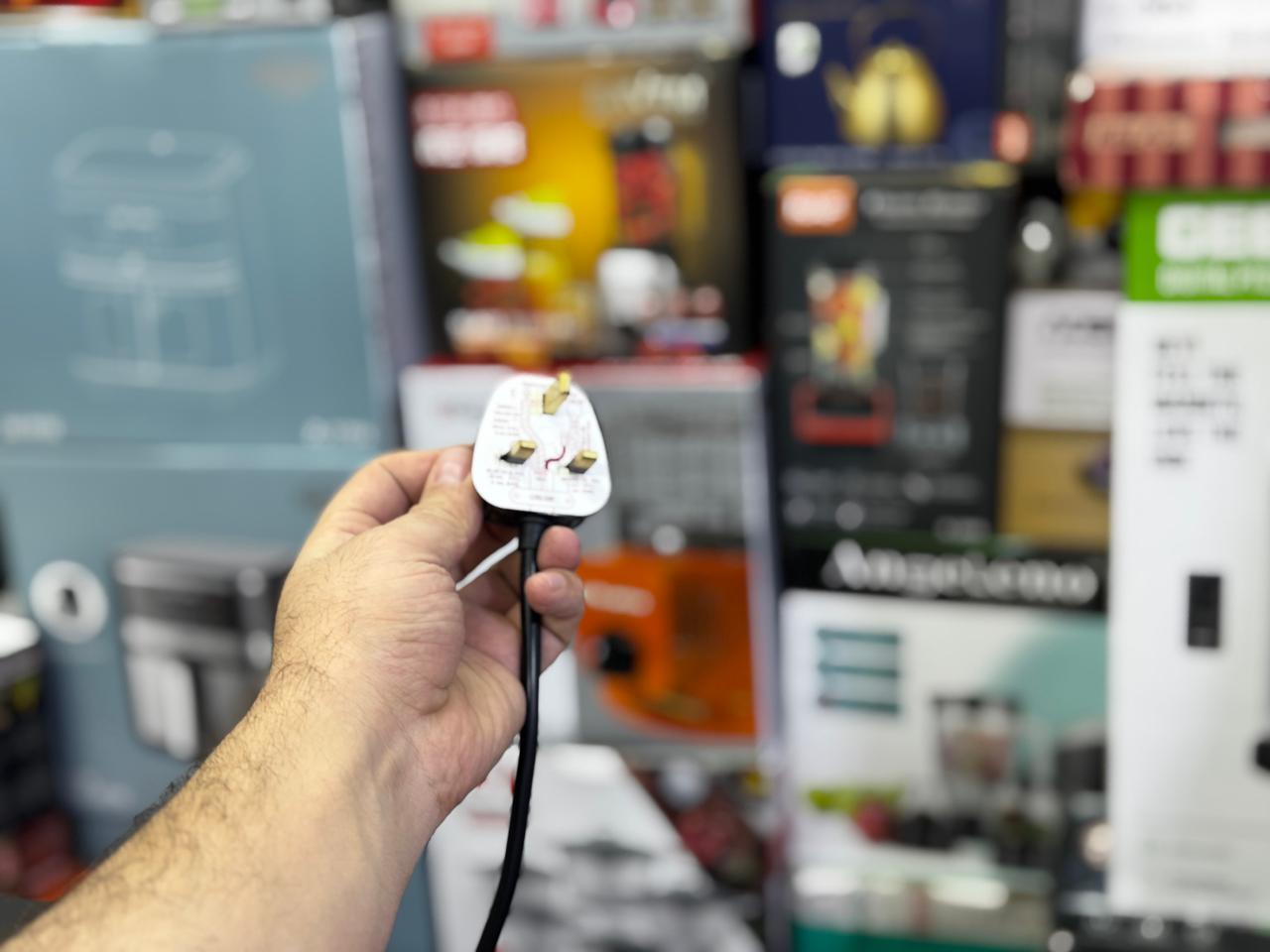 Geepas 3D flaming Electric heater 2000 watt |Model:28582 | 2 years warranty