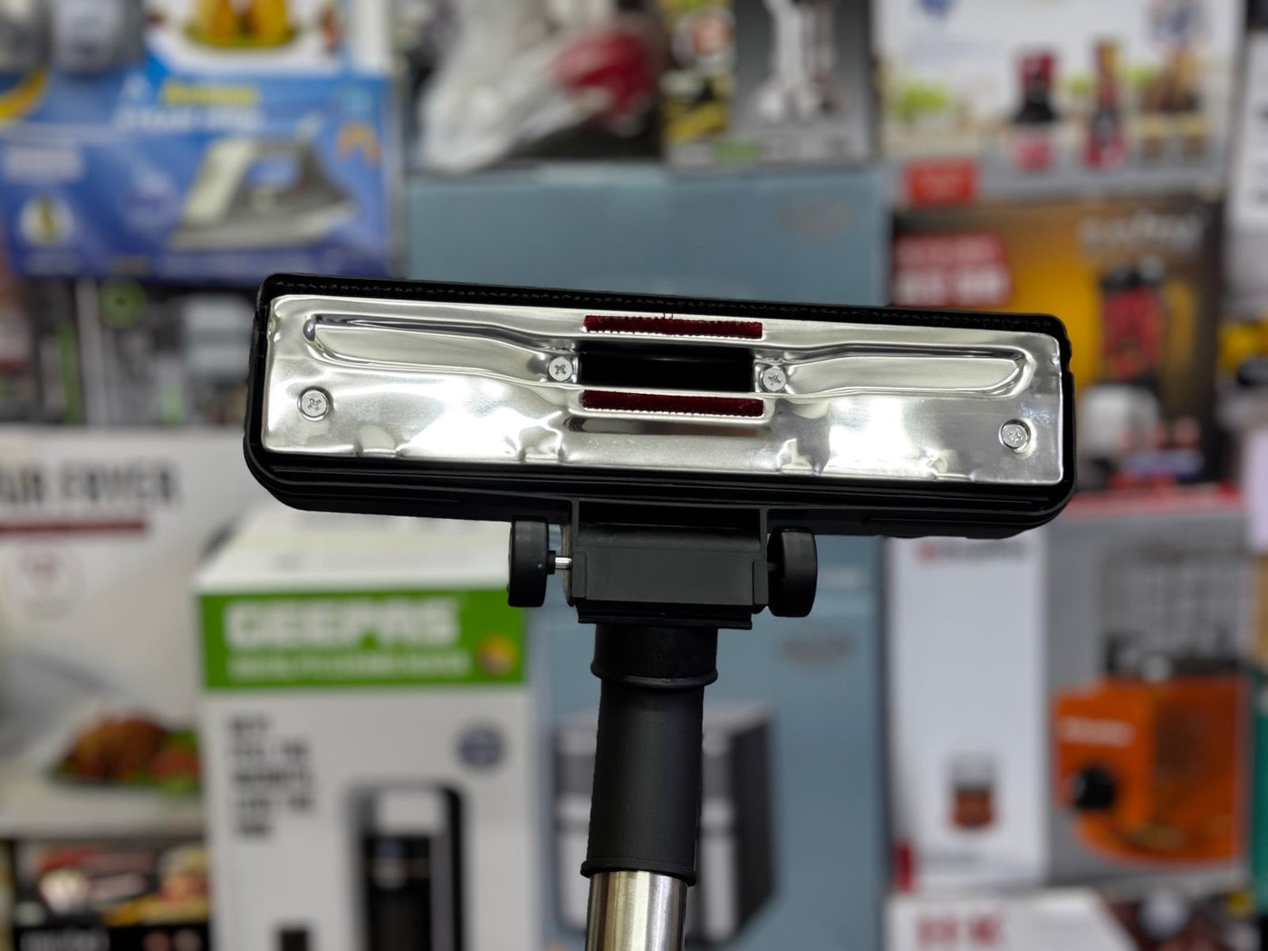 Geepas brand Drum Vacuum Cleaner 25L and 2500 watt