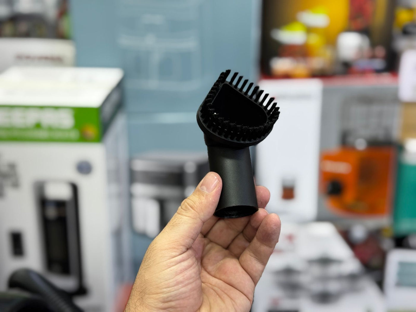 Geepas brand Drum Vacuum Cleaner 25L and 2500 watt